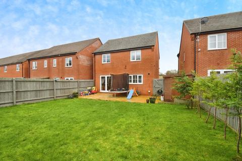 4 bedroom detached house for sale, Burnham Road, Loughborough LE12