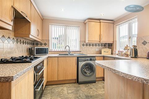 21 Maple Grove, Stocksbridge, Sheffield, S36 1ED