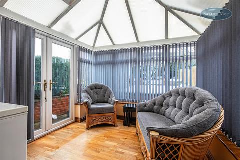 21 Maple Grove, Stocksbridge, Sheffield, S36 1ED