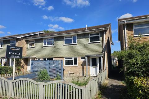 4 Tufts Field, Midhurst, GU29 9BU