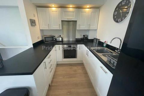 2 bedroom apartment for sale, Pitcairn Avenue, Lincoln