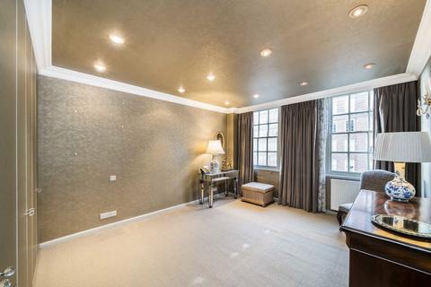 2 bedroom flat for sale, Whiteheads Grove, London SW3