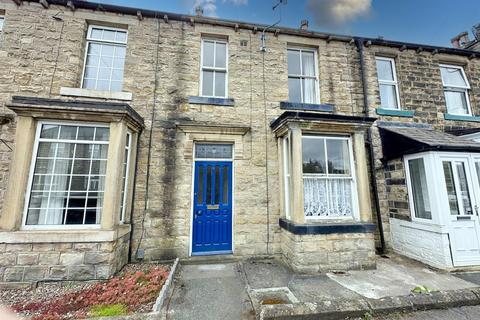 2 bedroom terraced house to rent, Wesley Place, Silsden