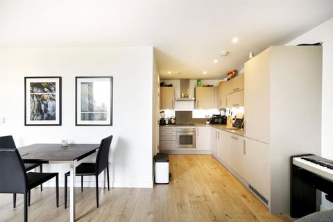 Rotherhithe New Road London SE16