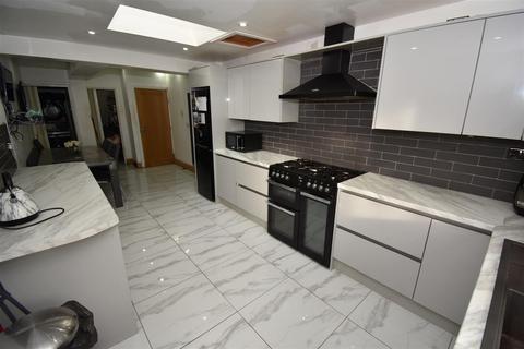 5 bedroom end of terrace house for sale, Maryland Avenue, Hodge Hill, Birmingham