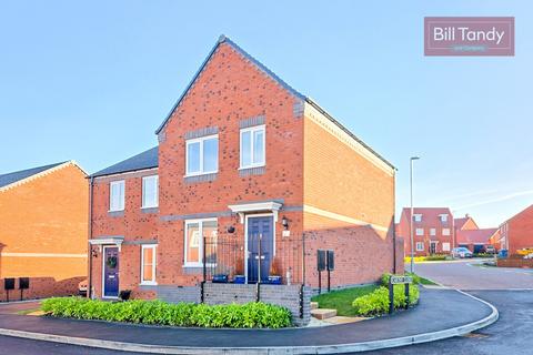 3 bedroom semi-detached house for sale, Hall Road, Lichfield, WS14