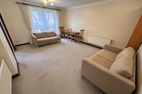 2 bedroom apartment to rent, Labrador Quay, Salford