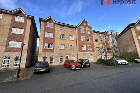 2 bedroom apartment to rent, Labrador Quay, Salford