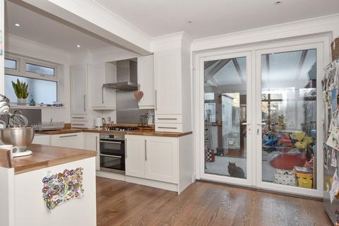 4 Constance Crescent, Bromley, BR2 7QJ