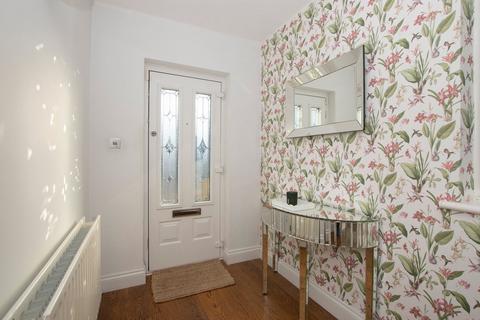 4 Constance Crescent, Bromley, BR2 7QJ