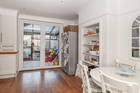 4 Constance Crescent, Bromley, BR2 7QJ