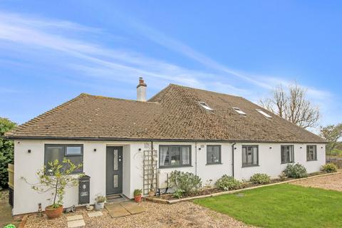 6 bedroom detached bungalow for sale, Hythe Road, Romney Marsh TN29