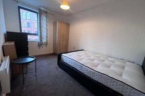 2 bedroom apartment to rent, City Gate, 3 Blantyre Street, Manchester