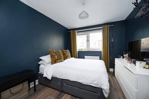 1 bedroom flat for sale, Whitmore Estate, Hoxton, London, N1