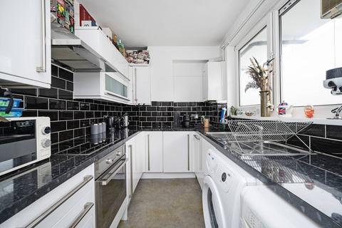 1 bedroom flat for sale, Whitmore Estate, Hoxton, London, N1