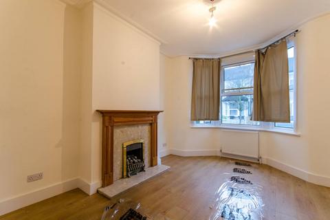 4 bedroom house to rent, Oxford Road, EN3, Enfield, EN3