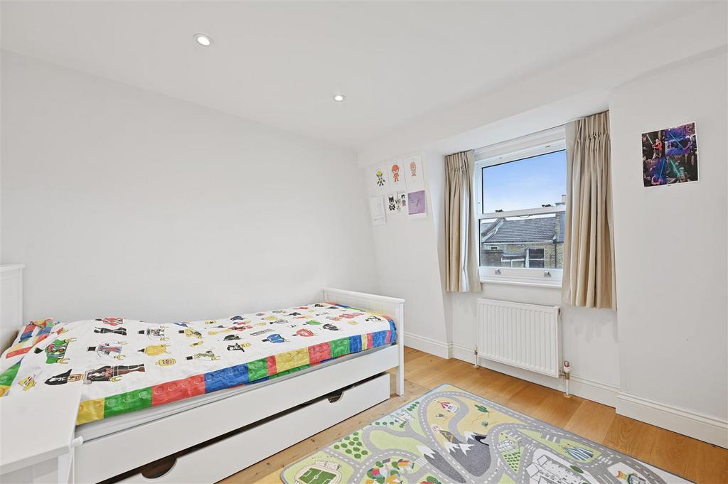 Carthew Road - Bedroom B3 (1).JPG