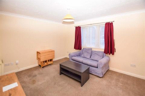 1 bedroom flat to rent, Cameron Square, Mitcham CR4