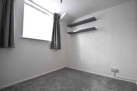 2 bedroom flat to rent, Morton Old Road, Brading PO36