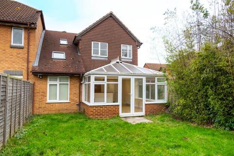 3 bedroom house to rent, Ockley Brook, Didcot