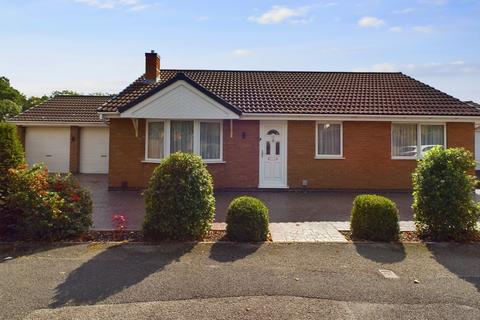 2 bedroom detached bungalow for sale, Lambourne Drive, Nottingham, Nottinghamshire, NG8