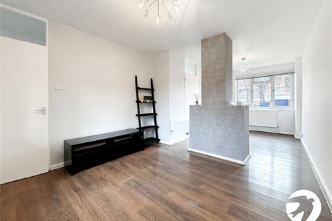 2 bedroom maisonette to rent, Clendon Way, London, SE18