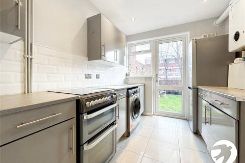 2 bedroom maisonette to rent, Clendon Way, London, SE18