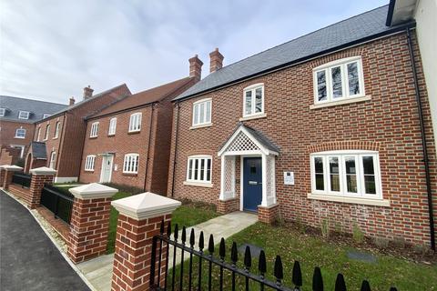 3 bedroom semi-detached house for sale, Mountbatten Park, Hoe Lane, North Baddesley, Hampshire, SO52