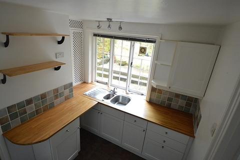 Flat 2, 11 Croft Road, Godalming, GU7 1BS