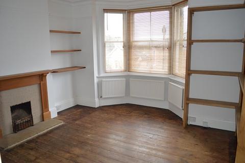 Flat 2, 11 Croft Road, Godalming, GU7 1BS