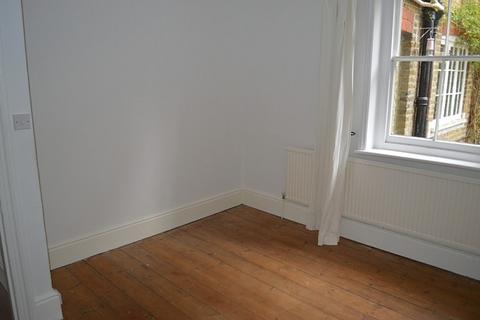 Flat 2, 11 Croft Road, Godalming, GU7 1BS