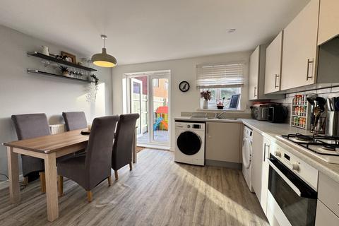 3 bedroom terraced house for sale, Lon Y Rheilffordd, Barry, South Glamorgan