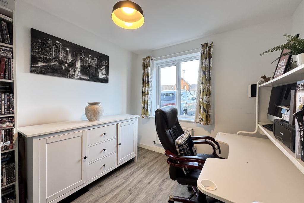 Study/Bedroom 4