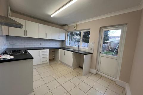 3 bedroom terraced house to rent, ENFIELD,