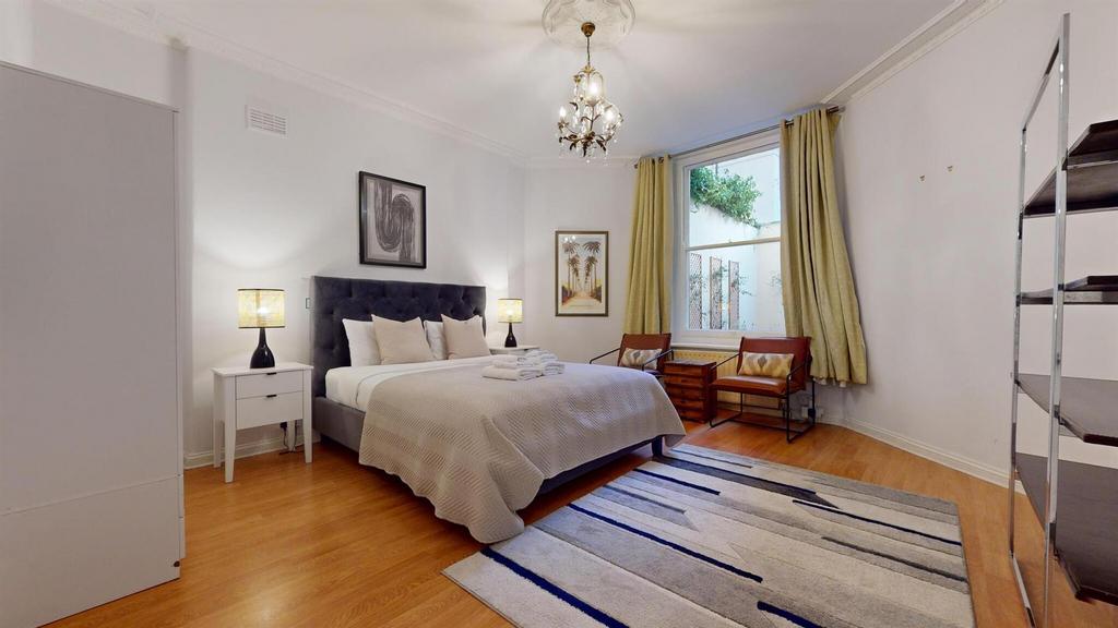 Flat 1 167 CRBedroom2.1.jpg