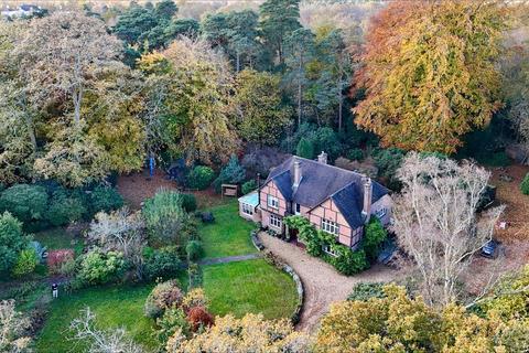 5 bedroom detached house for sale, Gardeners Lane, East Wellow, Romsey, Hampshire, SO51