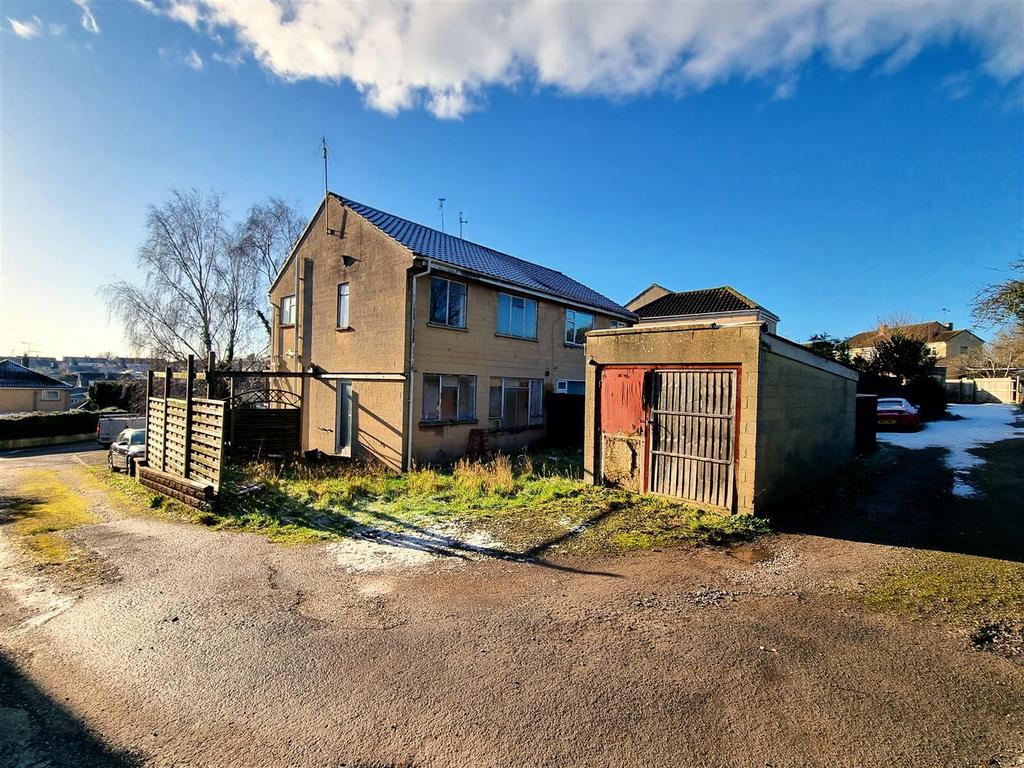 35 Purleigh - Rear.jpg