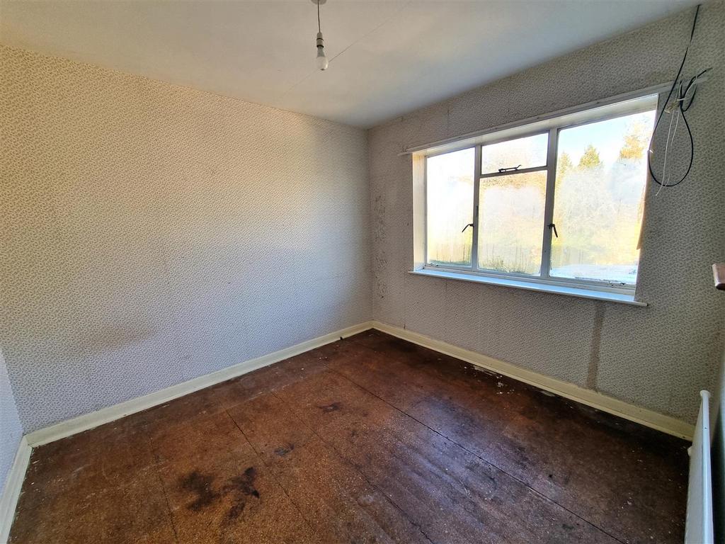 35 Purleigh - Bedroom 2.jpg