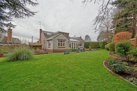 4 bedroom detached bungalow for sale, Park Drive, Market Harborough