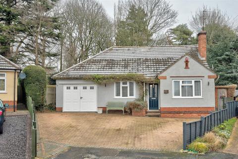 4 bedroom detached bungalow for sale, Park Drive, Market Harborough