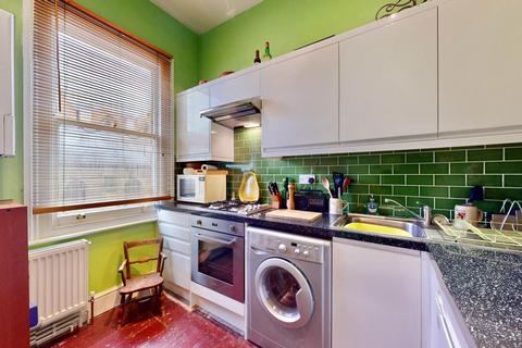 1 bedroom flat for sale, Langdon Park Road, London N6