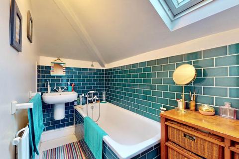 1 bedroom flat for sale, Langdon Park Road, London N6