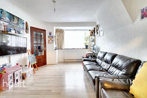 3 bedroom end of terrace house for sale, Woodrow Avenue, Hayes