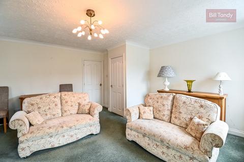 28 Burway Meadow, Alrewas, Burton-on-trent, DE13 7EB