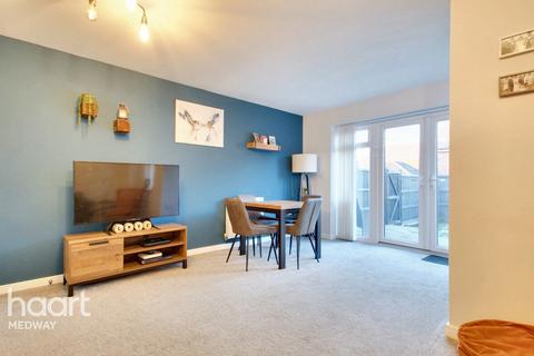 15 Greystone Square, Wouldham, Rochester, ME1 3FP