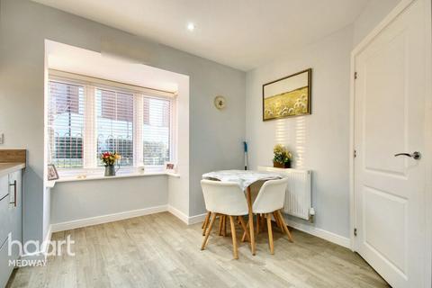 15 Greystone Square, Wouldham, Rochester, ME1 3FP