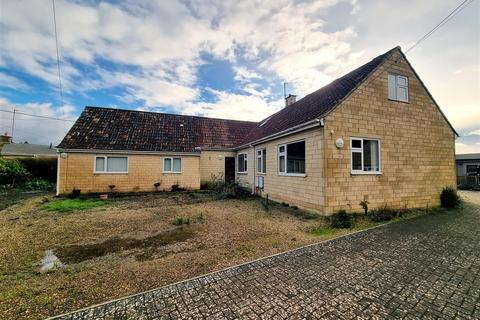 5 bedroom detached bungalow for sale, Top Lane, Whitley