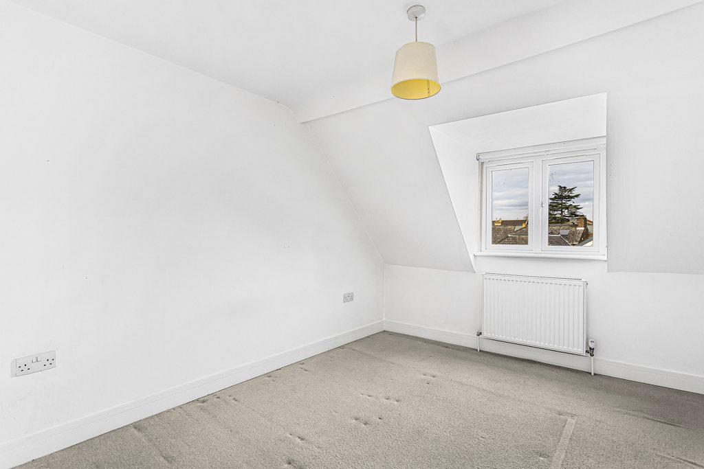 Apartment in Twickenham - View 4