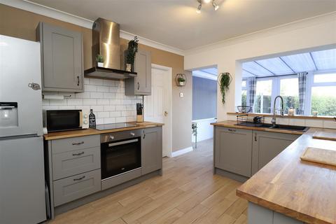 16 Fossway, Stamford Bridge, York, YO41 1DS