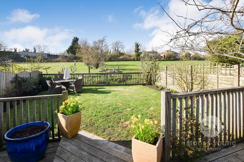 41 Warwick Drive, Clitheroe, BB7 2BG
